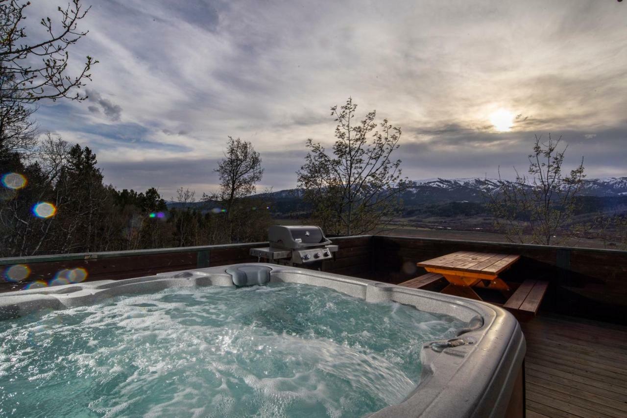 Alpine Recharge By Kabino Huge Views Hot Tub Garage Ps3 Wifi Loft 외부 사진