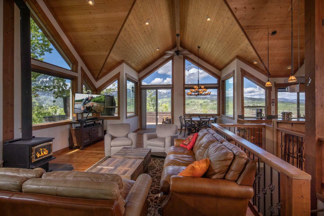Alpine Recharge By Kabino Huge Views Hot Tub Garage Ps3 Wifi Loft 외부 사진