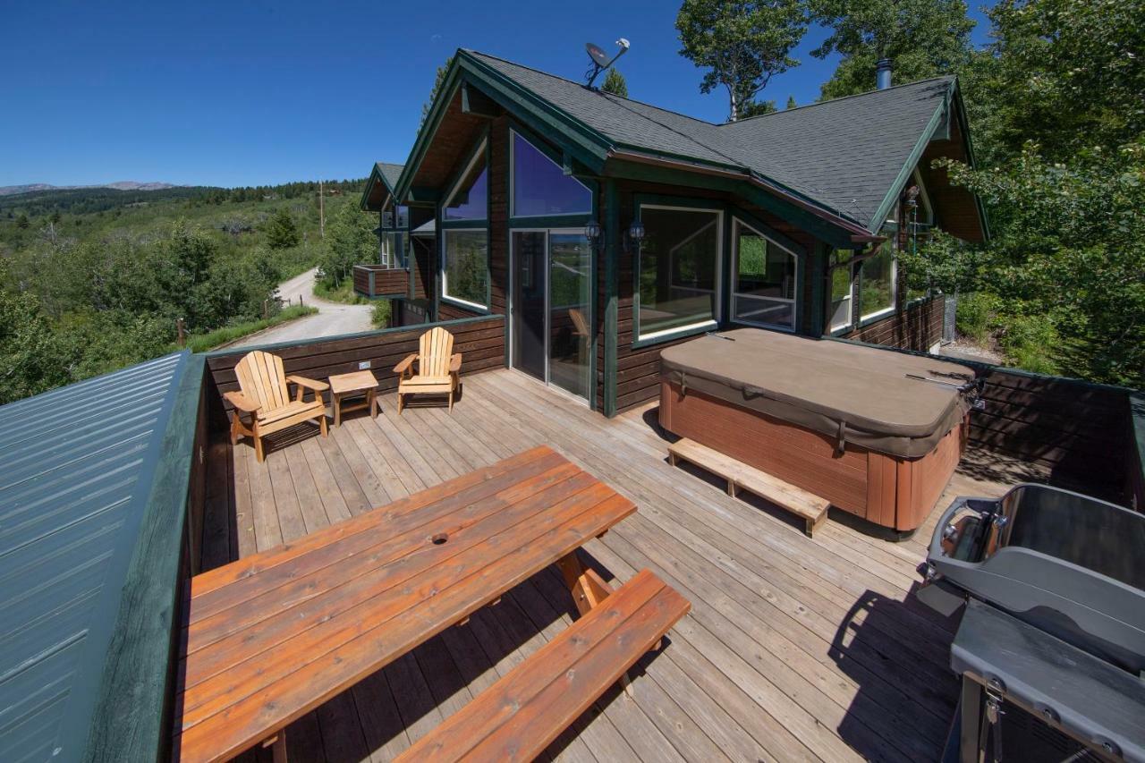 Alpine Recharge By Kabino Huge Views Hot Tub Garage Ps3 Wifi Loft 외부 사진